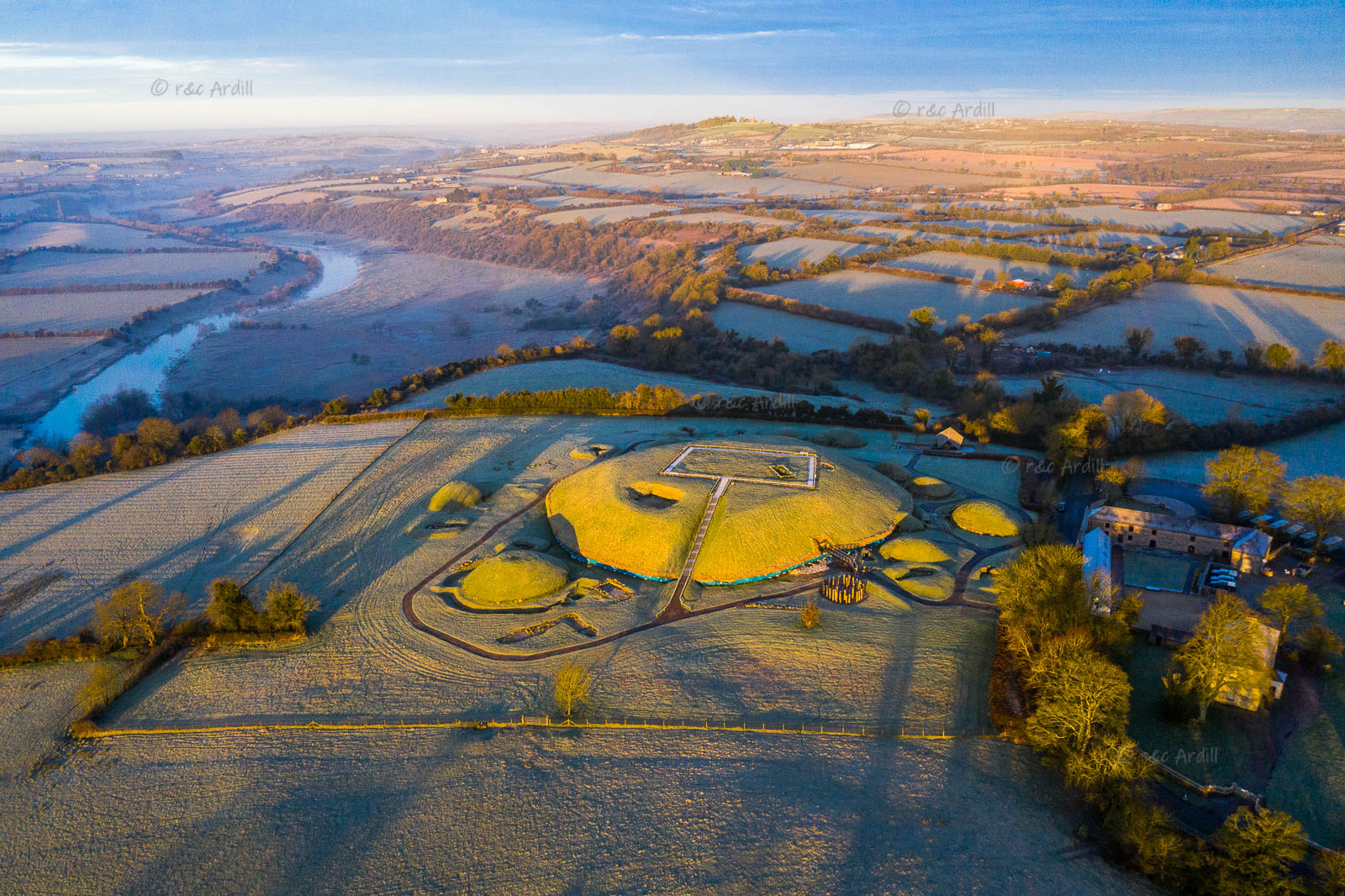 Photo of Meath Knowth Frosty Early Morning - V00534