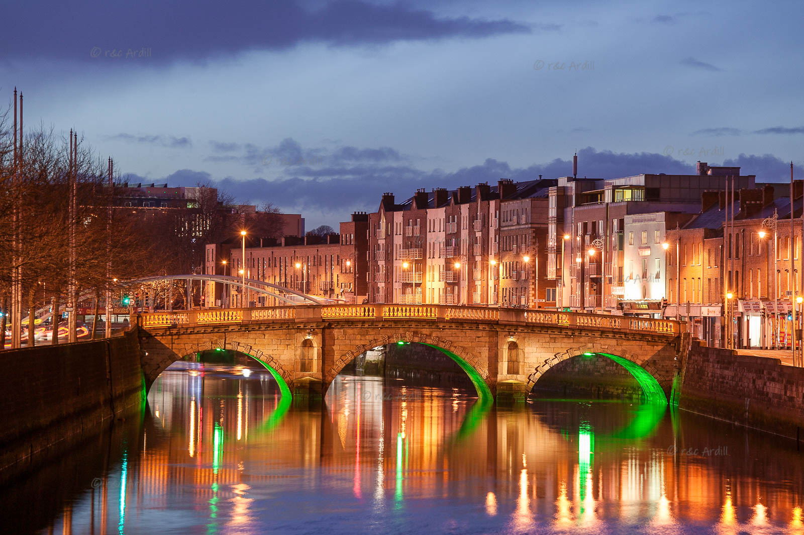 Photo of Dublin Queen Maeve Bridge - W51089